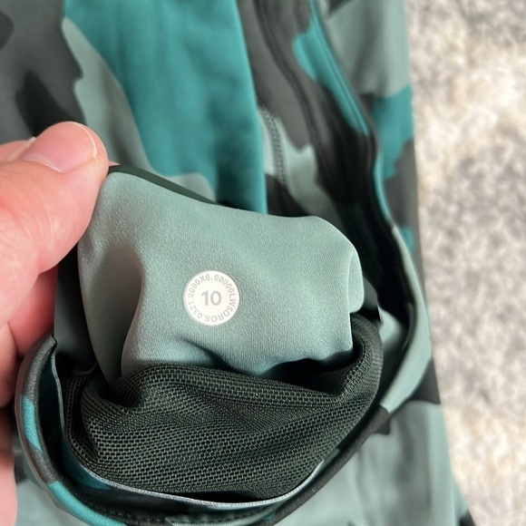 Lululemon Base Pace High-Rise Running Tight 25" - Picture 10 of 10